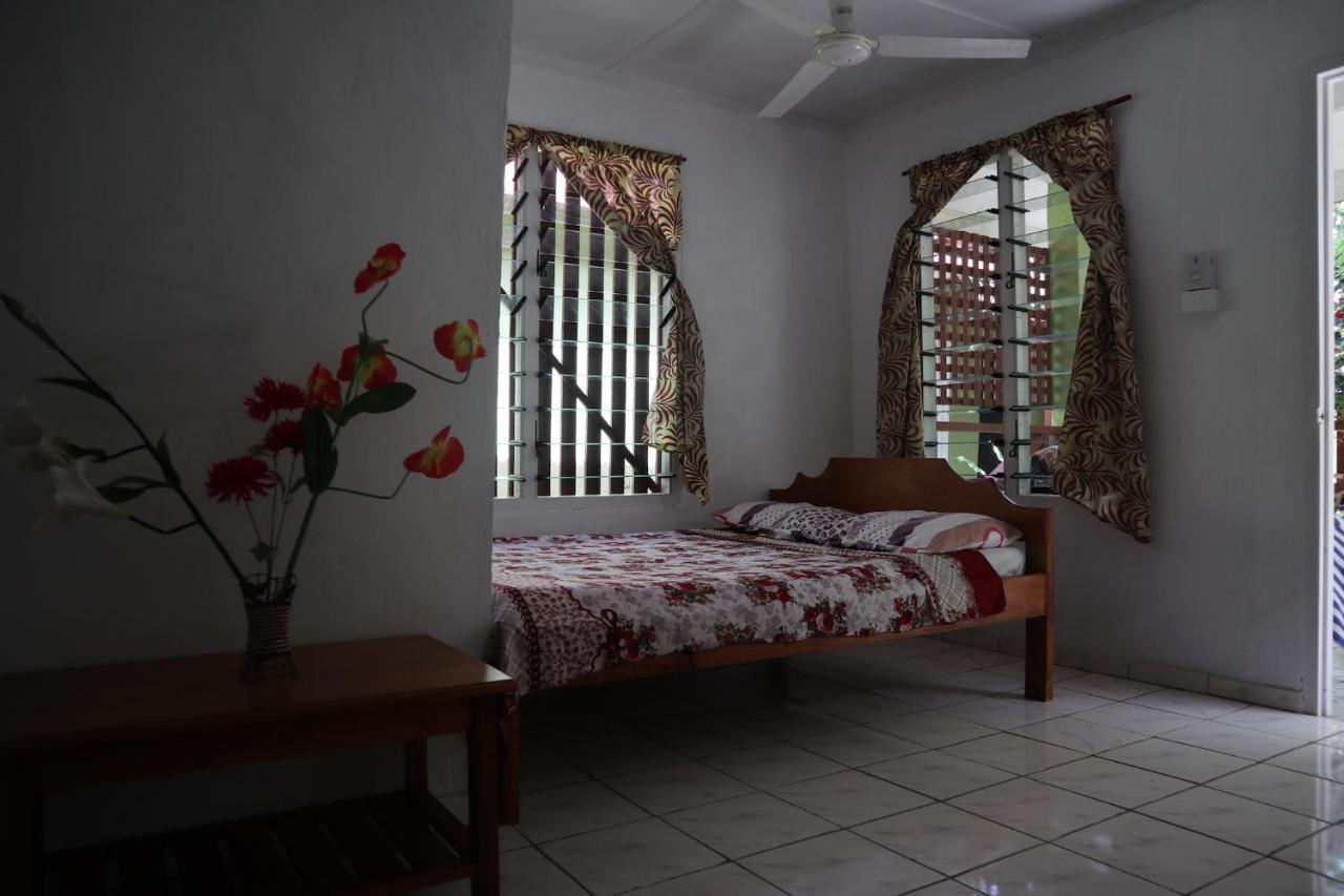 The Hidden Lodge Luganville Buitenkant foto